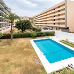 Apartmán Perfect Location 3 Bedrooms 2 Bath, Parking, Pool *