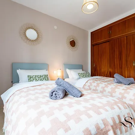 Perfect Location 3 Bedrooms 2 Bath, Parking, Pool Fuengirola