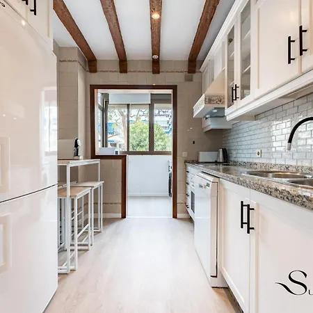 アパート Perfect Location 3 Bedrooms 2 Bath, Parking, Pool フエンヒロラ